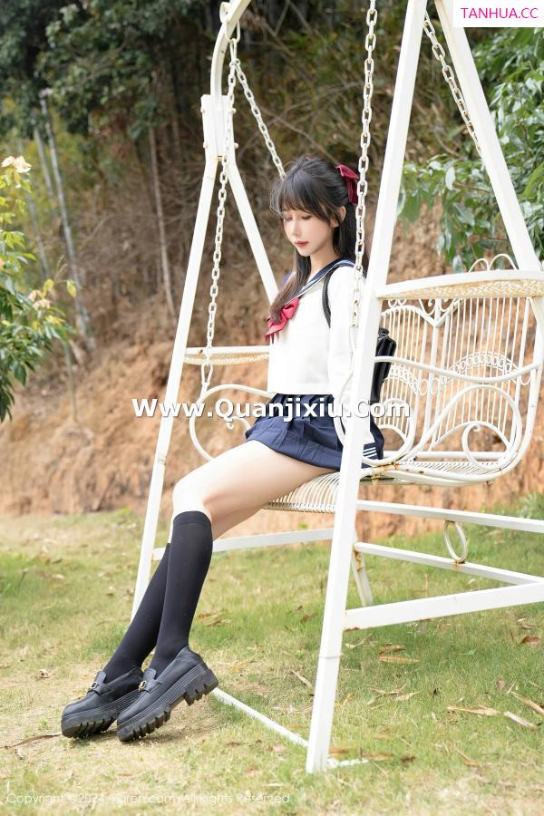 波巧酱  [XiuRen]高清写真图 2024.04.10 No.8365 波巧酱 性感美腿第23张图片